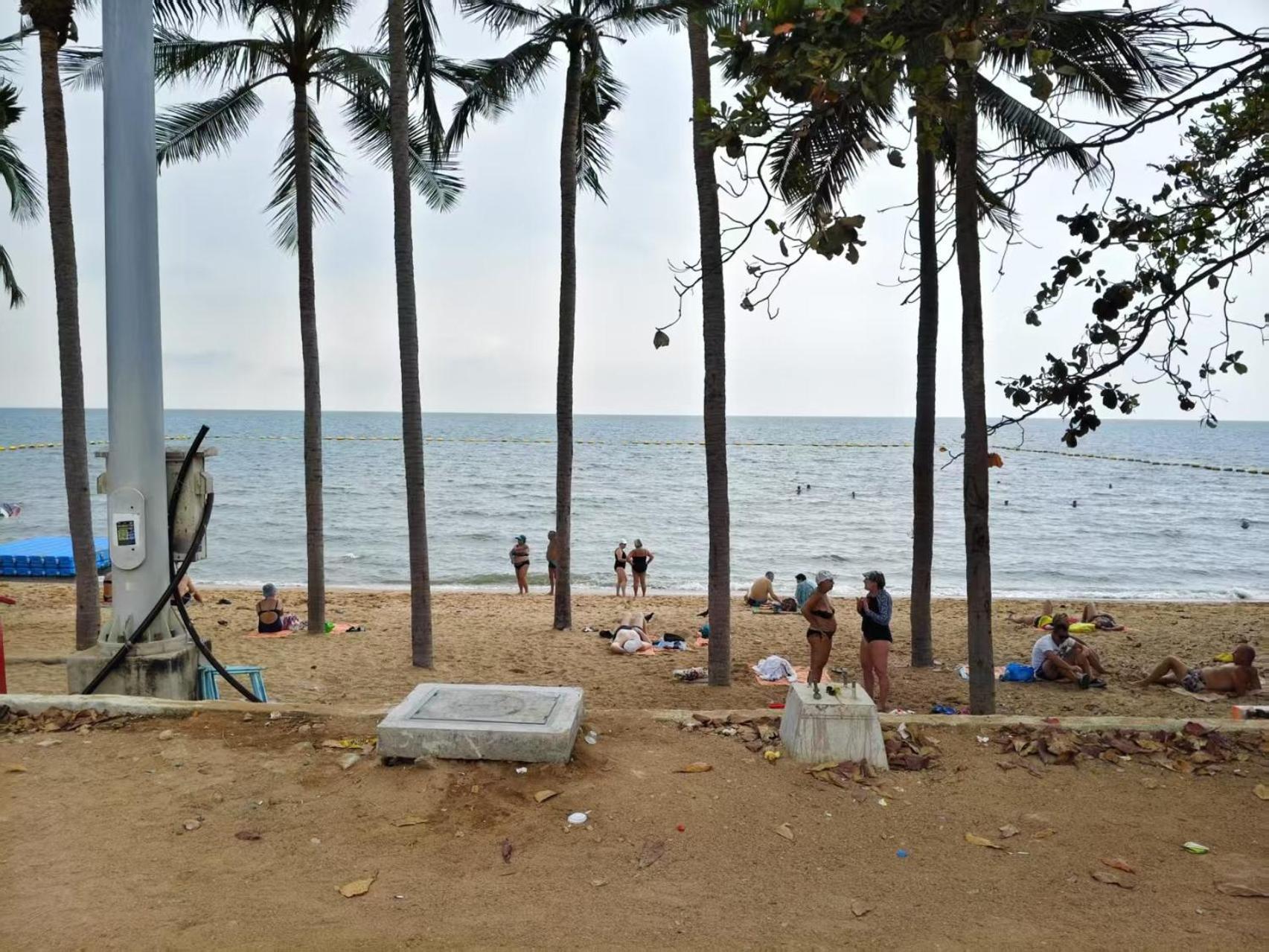 Sun Sky Resort Near Beach หาดจอมเทียน ภายนอก รูปภาพ