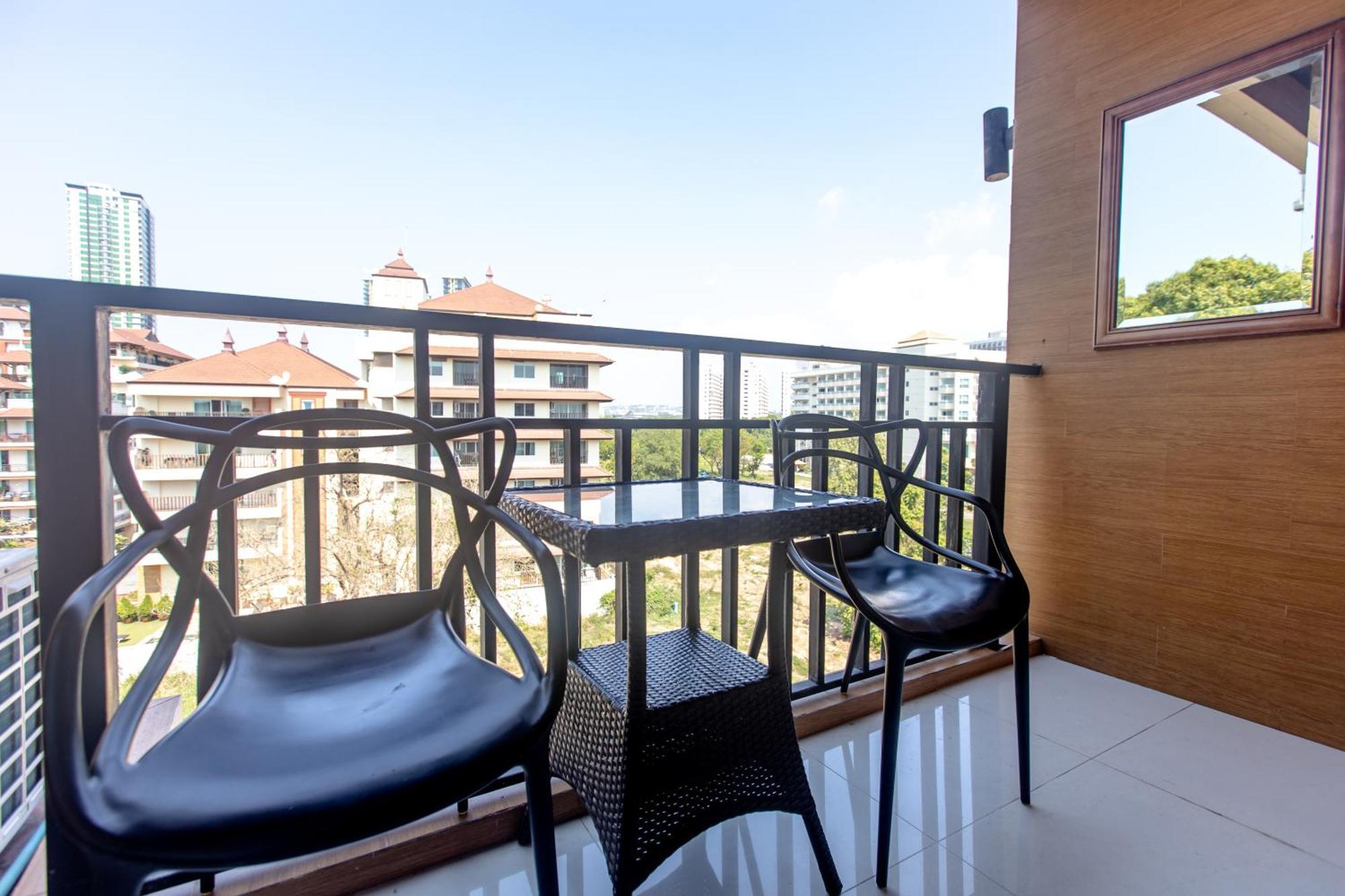 Sun Sky Resort Near Beach หาดจอมเทียน ภายนอก รูปภาพ